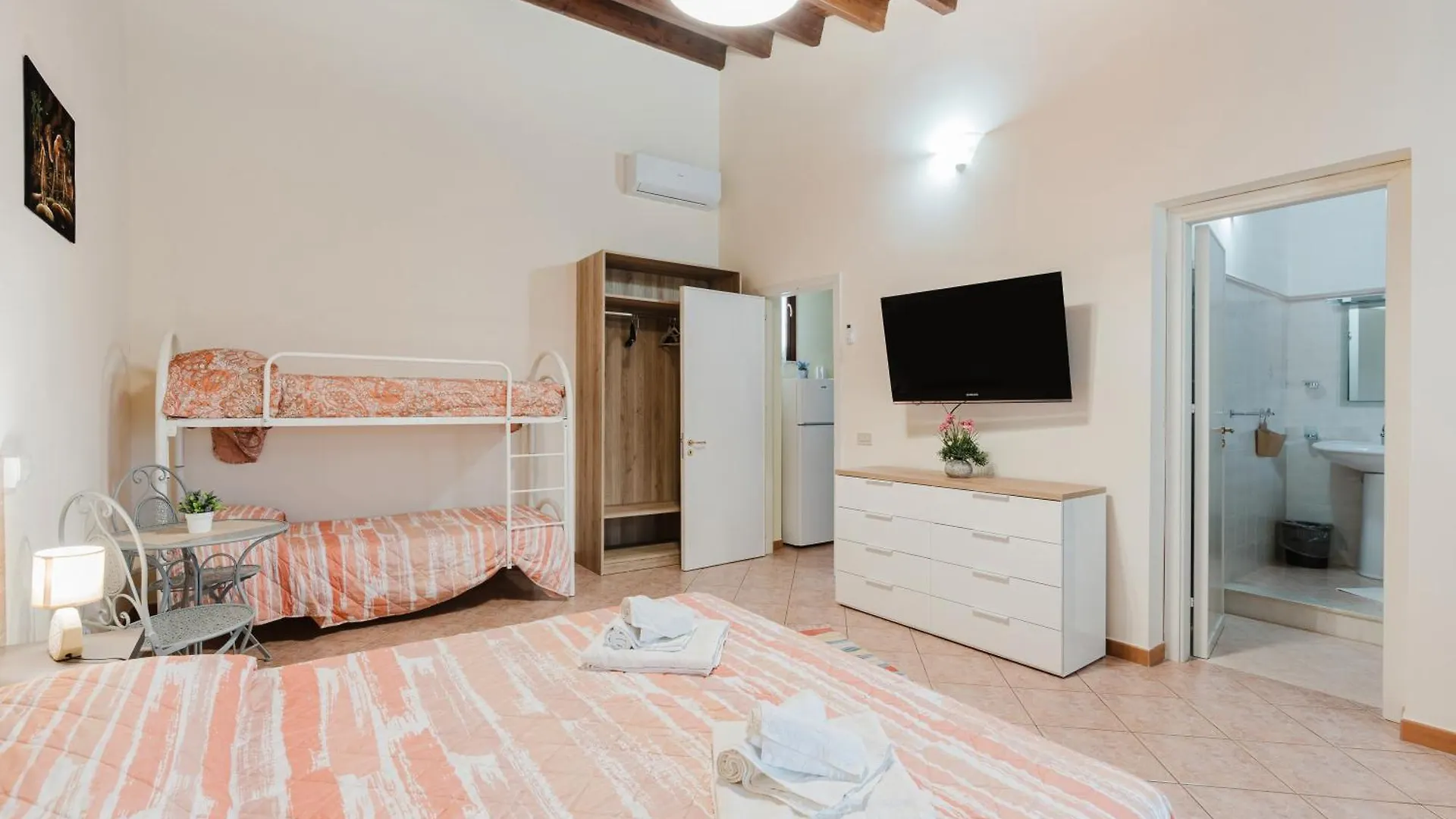 Case Vacanze Vita 1 Balestrate 0*,